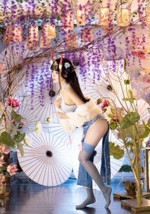 征服了同学的贵妇麻麻剧情简介_剧情片完整版观看