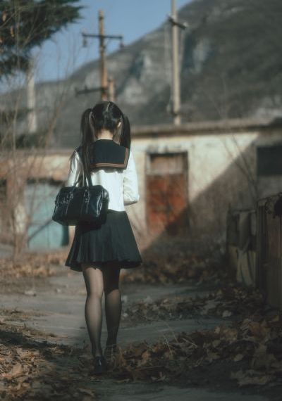 被窝影视_720免费在线播放